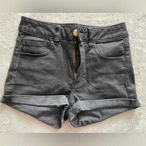 American Eagle black hi-rise shortie